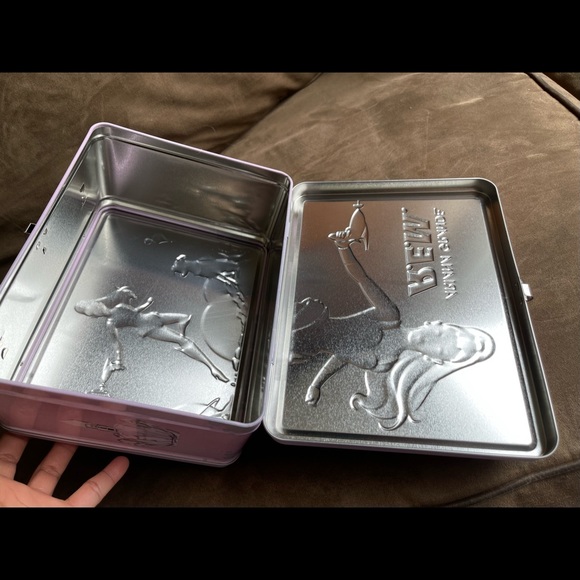 Brand new NWT Plz Read Ariana Grande R.E.M. Lunchbox Limited Edition - Picture 9 of 11